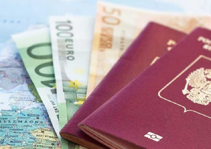 Prestiti velocissimi per i residenti all'estero: informazioni e migliori offerte